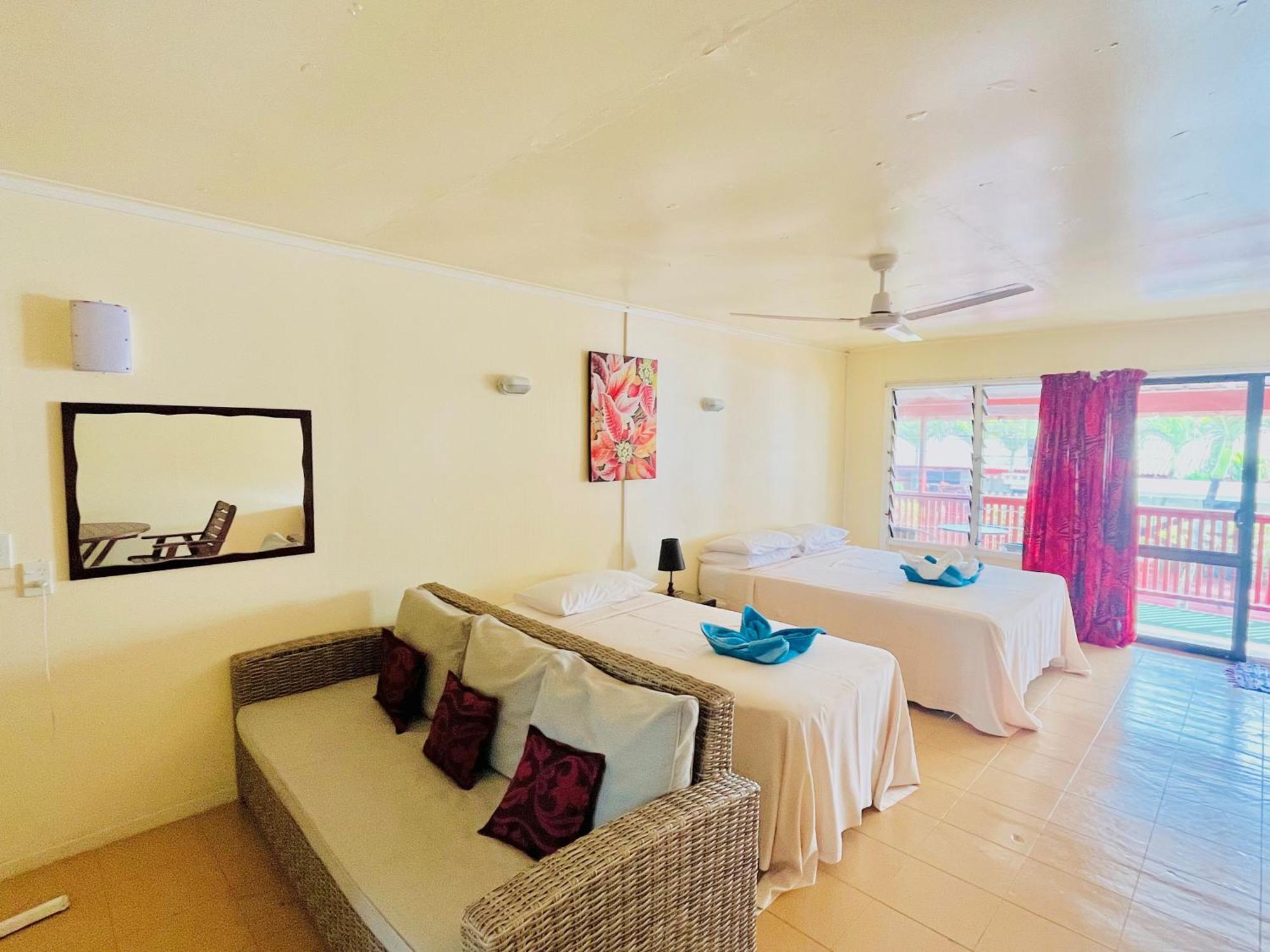 Kiikii Inn & Suites Rarotonga Exterior photo